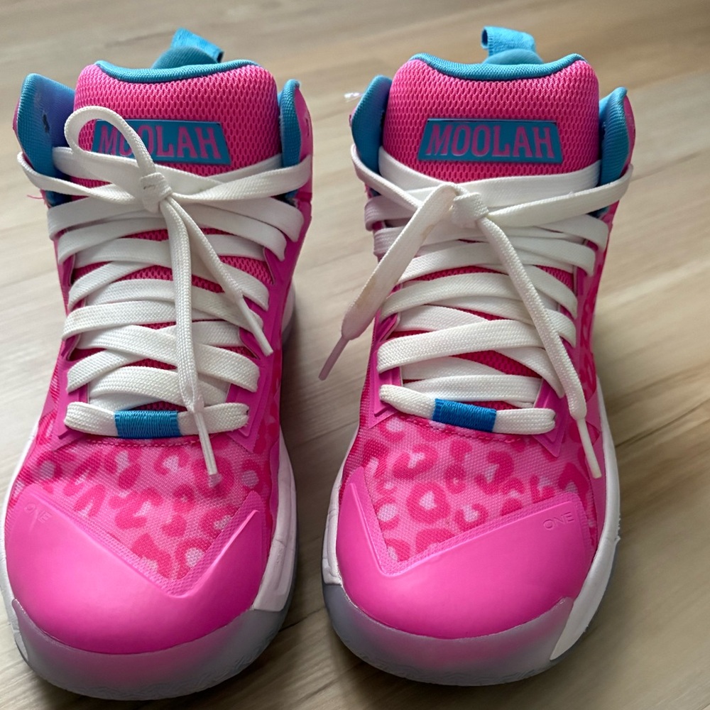 Moolah pink and blue Knit Top sneakers